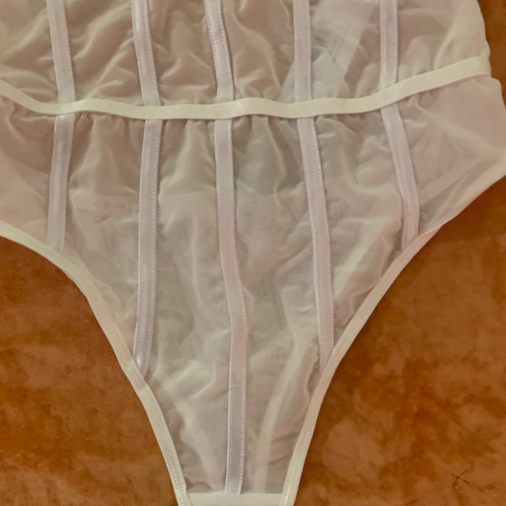 Premium Feather Trim Satin Corset Bodysuit Sz L - Picture 14 of 16